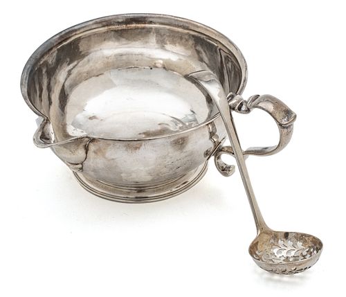 London Sterling Silver Sauce Boat, C. 1731 And Ladle 1792, H 2'' L 5.7'' 6.5t oz