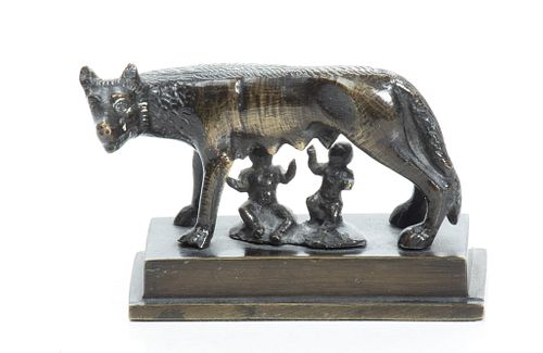 Romulus And Remus Miniature Bronze Wolf H 2.5'' L 3.7''