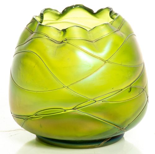 Loetz Style Art Nouveau Threaded Glass Vase, Early 20th C., H 4.25'' Dia. 4''