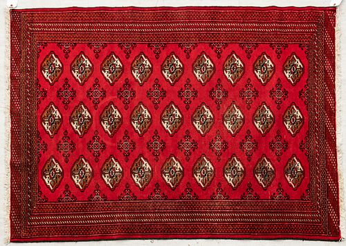 Persian Bokara Handwoven Wool Rug, W 4' 6'' L 6' 4''