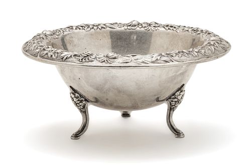 S Kirk & Son Sterling Silver Repousse Footed Bowl Dia. 6.5'' 6.3t oz
