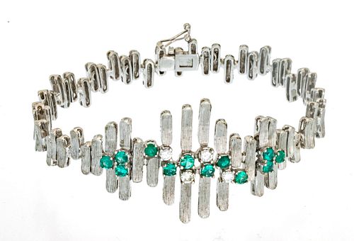 Bracelet 18 K White Gold, Emerald And Diamonds  1960,