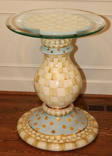 MACKENZIE-CHILDS (AMERICAN) HAND PAINTED CERAMIC TABLE WITH GLASS TOP, H 29", DIA 30" (GLASS) 