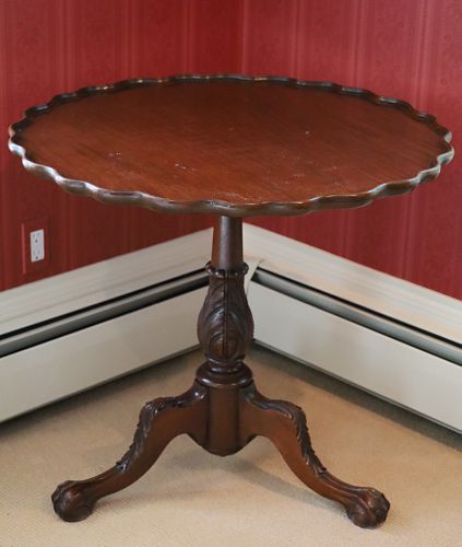 CARVED MAHOGANY PIE CRUST TABLE, H 28", DIA 31.5" 