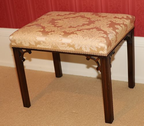CARVED MAHOGANY AND SILK UPHOLSTERED BENCH, H 18.5", W 22", D 17" 