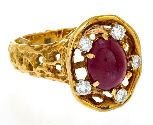 LADIES RUBY, DIAMOND, AND 18KT YELLOW GOLD RING, SIZE: 5.25 