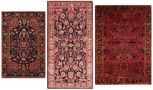Set Of 3 Antique Persian Sarouk Rugs 4 ft 2 in x 2 ft (1.27 m x 0.60 m)+3 ft 2 in x 2 ft (0.96 m x 0.60 m)+4 ft 10 in x 3 ft 4 in (1.47 m x 1.01 m)
