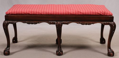 CHIPPENDALE STYLE MAHOGANY BENCH H 19" L 46" D 19" 