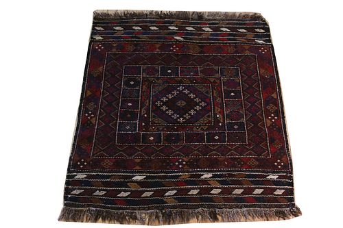 HAND WOVEN WOOL RUG, W 39.5", L 42" 