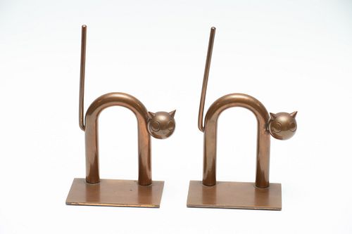 WALTER VON NESSEN FOR CHASE, SOLID COPPER BOOKENDS, PAIR, H 7", W 4", ARCHED BACK CATS 