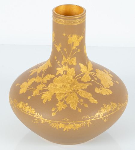 WEDGWOOD (ENGLISH)  VICTORIA GILT DECORATED VASE WITH BEIGE GLAZE AND GOLD LEAF, H 7.25" DIA 7" 