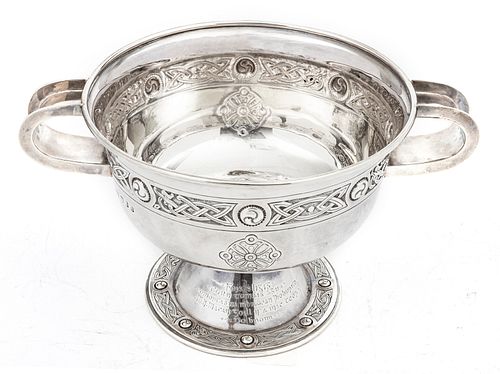 GAELIC STERLING SILVER PRESENTATION CUP, 1929, H 5.75", W 10", "FEIS CEOIL" 