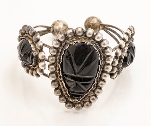 MEXICAN SILVER AND ONYX CUFF BRACELET, C 1950 