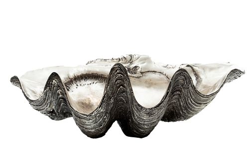 D' Argenta Studios, Mexico,  Silverplate Giant Clamshell Sculpture,  20th C., H 9.75'' W 25.25'' Depth 15.75''