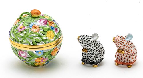 Herend Porcelain Manufactory (Hungarian) Porcelain Pair Of Mice And Covered Box H 2.25'' Dia. 3.5''