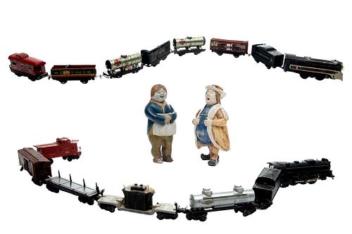 Vintage Marx  Tin Toy Train Set And Track
