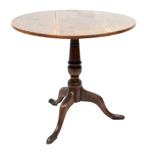 ENglish Oak Queen Anne Tilt Top Table, C. 1900, H 28'' Dia. 30''