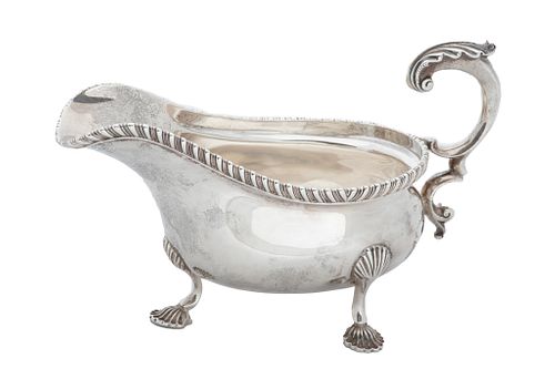 London Crichton Bros  Sterling Silver Sauce Boat, Shell Feet And Knees C. 1917, H 5.2'' L 7.5'' 10t oz
