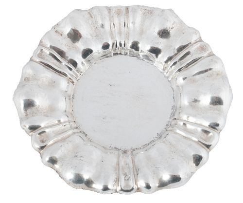 Hammered Sterling Silver Round Tray, H 0.5'' Dia. 8'' 6.49t oz