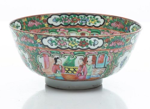 Chinese Porcelain Open Bowl, Rose Medallion Pattern C. 19th.c., H 2.7'' Dia. 6''