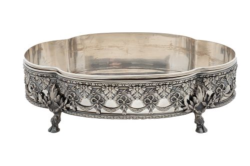 Silver Oval Centerpiece, Footed H 3.7'' W 8'' L 12''