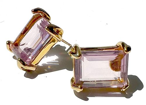 Swarovski Crystal, Gold Tone Earrings, H 5/8", W 1/2", T.W. 7 Gr