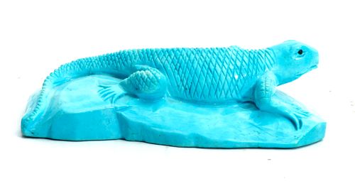 TURQUOISE CARVED  LIZARD, W 2.5", L 4" 