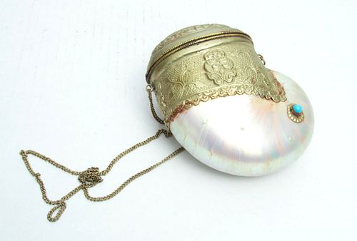 DAMASCUS NAUTILUS SHELL, DESIGNED AS PURSE, SILVER TOP AND TURQUOISE, W 4 1/2" L 5" 