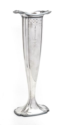 W, D. SMITH SILVER CO. "CHIPPENDALE" PATTERN SILVER PLATE TALL VASE C.1920 H 20" W 4.5" L 9" 