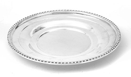 AMERICAN  STERLING SILVER ROUND SERVING PLATE C. 1950 DIA 15" 