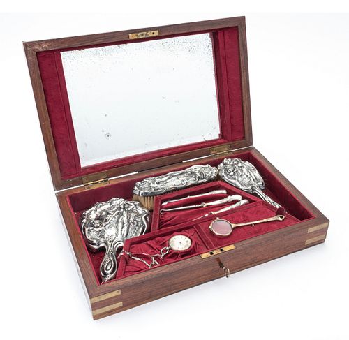 BONE INLAID WOOD TRAVELING CASE WITH GROOMING ACCESSORIES, H 3.5", W 18", D 11.5" 