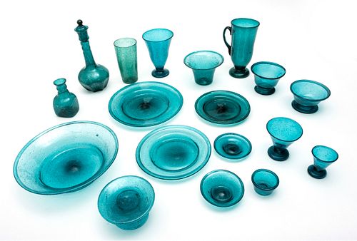 EGYPTIAN HAND BLOWN GREEN STEMWARE AND TABLEWARE 176 PCS. 