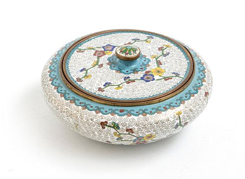 CHINESE CLOISONNÉ COVERED DISH, H 3", DIA 6 3/4" 