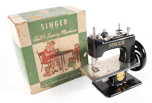 Vintage Singer Childs Sewing Machine