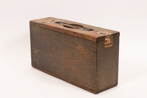 WWI ERA BROWNING M1917 AMMUNITION BOX, H 8", W 4 1/2", L 15" 