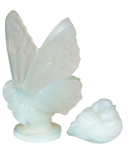 Two Pieces of French Sabino Glass, 20th c., consisting of a butterfly; and a seated bird, all two with engraved signatures on the underside, all in or