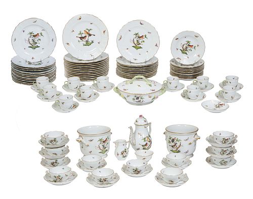One Hundred and One Piece Set of Herend Porcelain Dinnerware, in the "Rothschild Bird" pattern, consisting of 24 dinner plates, 12 luncheon plates, 11