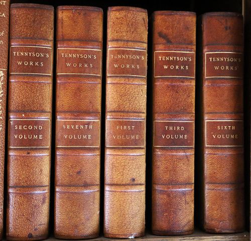 1909 5 OF 7 VOL. THE WORKS OF ALFRED LORD TENNYSON 