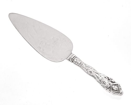 REED AND BARTON  STERLING SILVER LOVE DISARMED PIE SERVER L 10" 