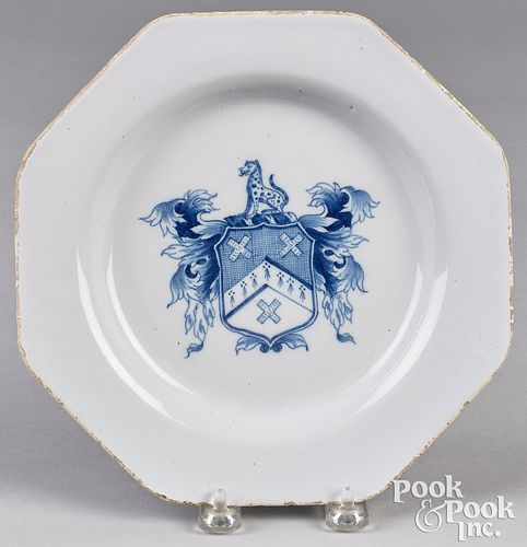 Delftware octagonal armorial plate, early 18th c.