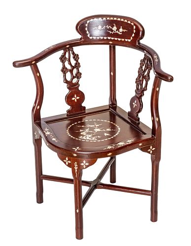 CHINESE CARVED ROSEWOOD CORNER CHAIR, H 32", W 27" 