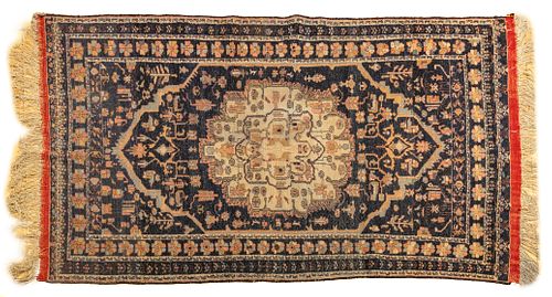 PERSIAN HANDWOVEN RUG, 20TH C., W 4' 1", L 6' 5" 