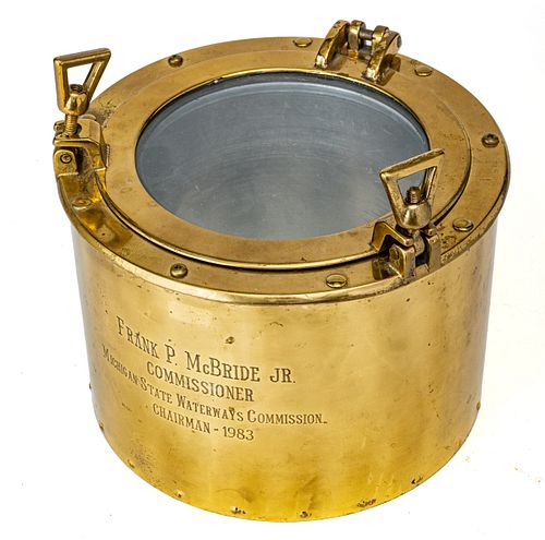 ICE BUCKET IN FORM OF SHIP'S BRASS PORTHOLE, H 7", DIA 10.5" 