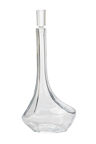 BACCARAT 'NARCISSE' PATTERN CRYSTAL DECANTER, 20TH C., H 15 3/4", W 7", D 6" 