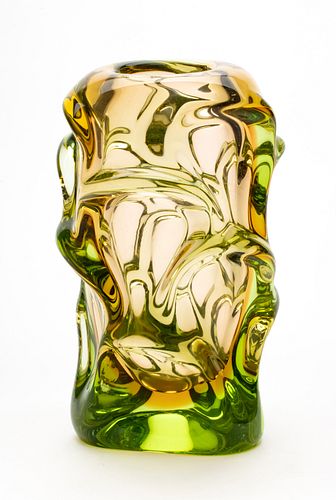 MODERN GREEN TO AMBER GLASS VASE H 8" W 5" 