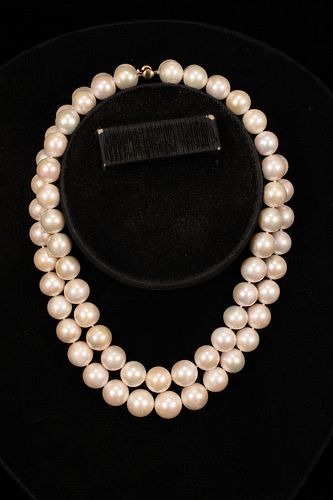 SOUTH SEA PEARL & 18KT GOLD DOUBLE STRAND NECKLACE, L 17", T.W. 213 GR 