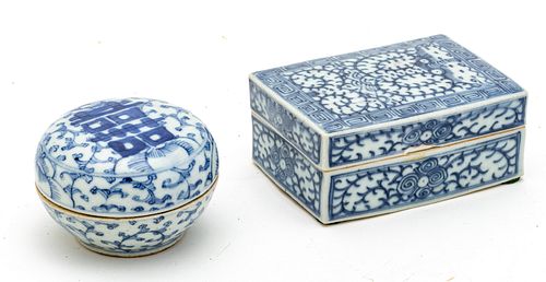 CHINES BLUE AND WHITE PORCELAIN COVERED BOXES,  C. 1900,  TWO 
