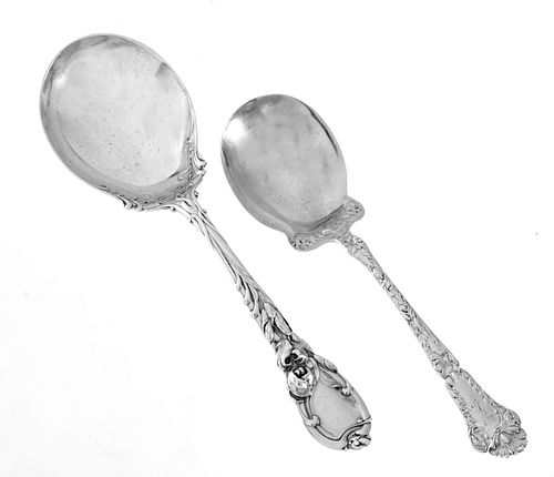 REED AND BARTON "LA PARISIENNE" & GORHAM "POPPY" SERVING SPOONS, C 1900 TWO L 10", 9" 