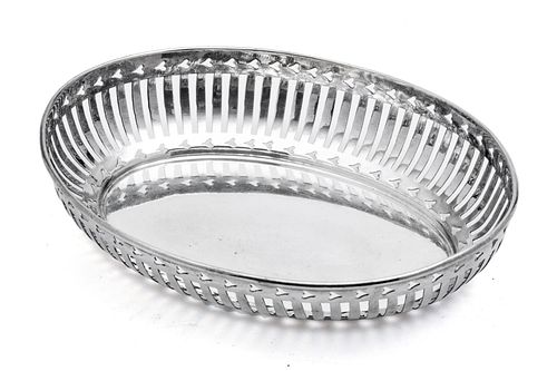 CHRISTOFLE, FRANCE, SILVER PLATE OVAL BOWL W 5.5" L 7.5" 
