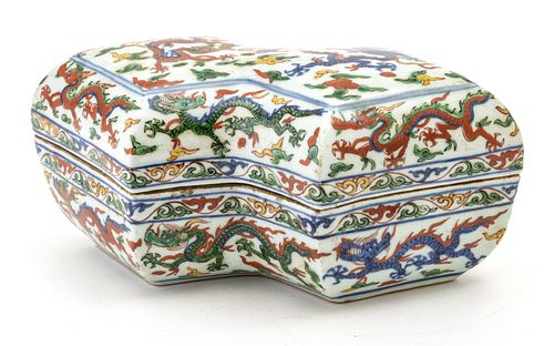 CHINESE HAND PAINTED PORCELAIN COVERED BOX, H 4.5", L 10.5"